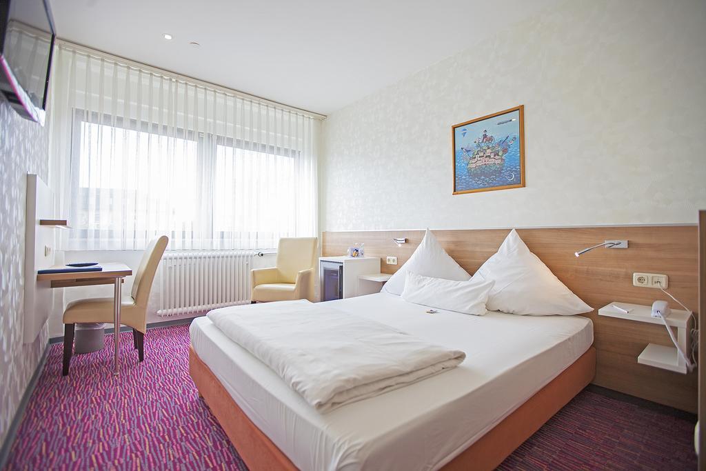Am Bismarck Hotell Mannheim Rom bilde